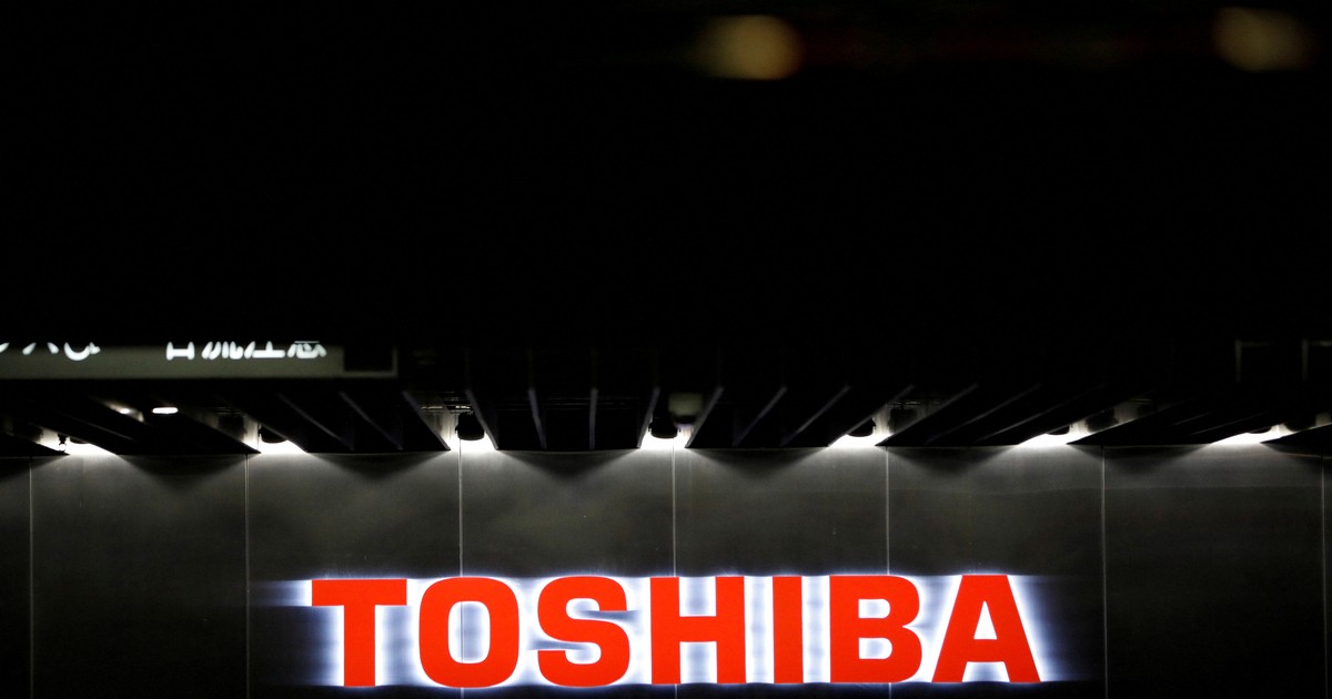 Toshiba sẽ hủy niêm yết sau thương vụ 14 tỷ USD