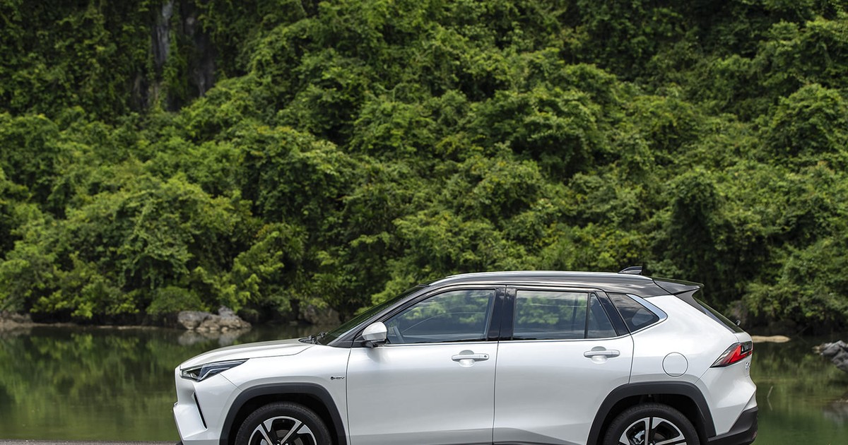 Những mẫu xe gầm cao hybrid dưới 1 tỷ đồng đang bán tại Việt Nam