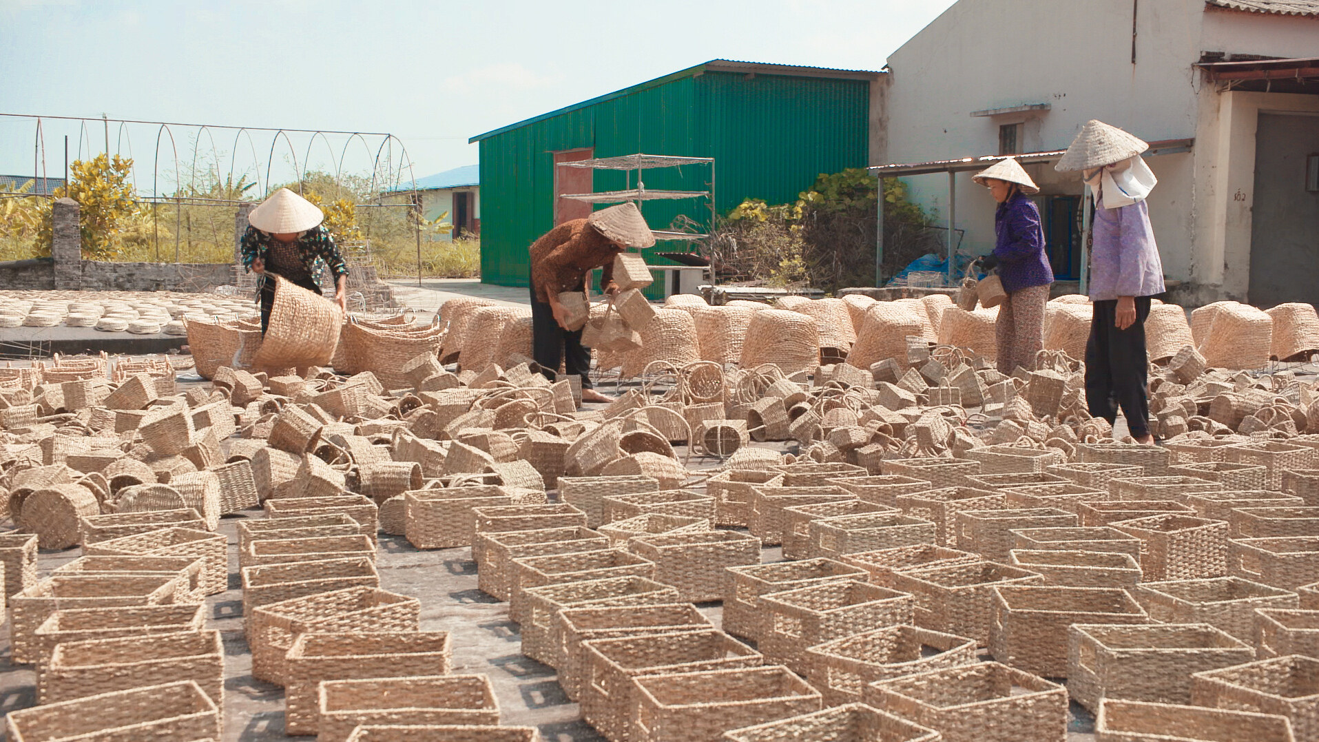 Từ làng vươn ra thế giới, cơ hội của ngành nội thất và trang trí nhà cửa Việt Nam