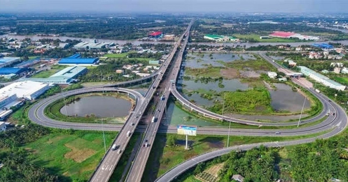 Nỗ lực đẩy nhanh tiến độ các công trình, dự án trọng điểm ngành giao thông vận tải