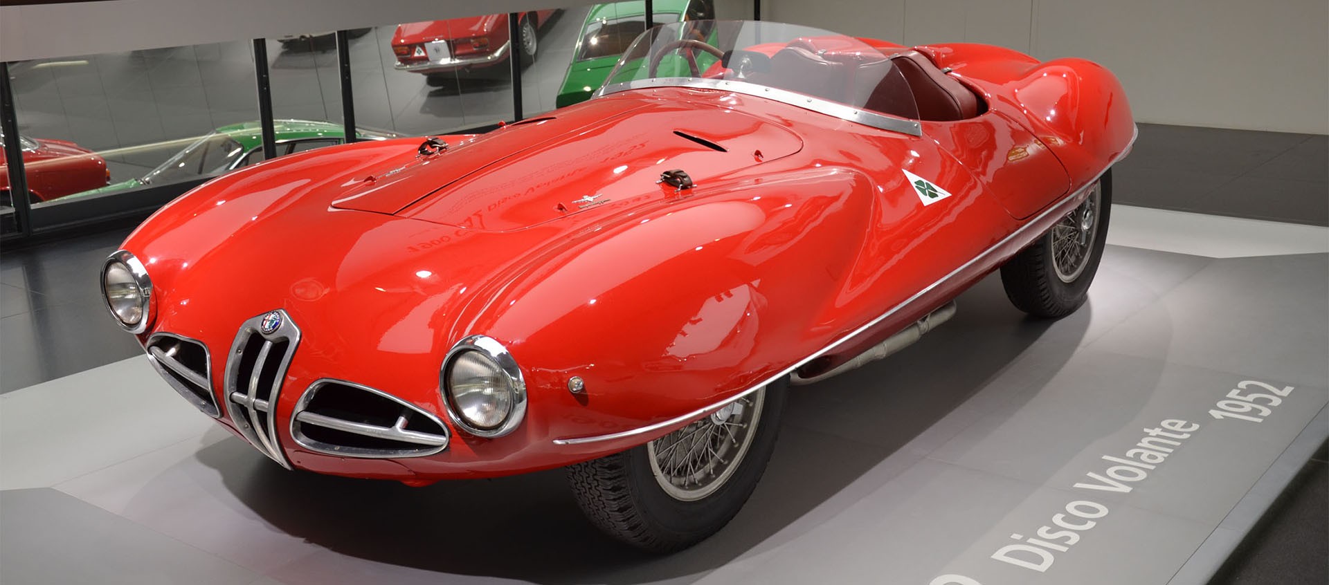alfa-romeo-disco-volante-ngang-7153.jpg