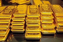 Giá vàng được dự đoán tăng lên 2.600 USD/ounce